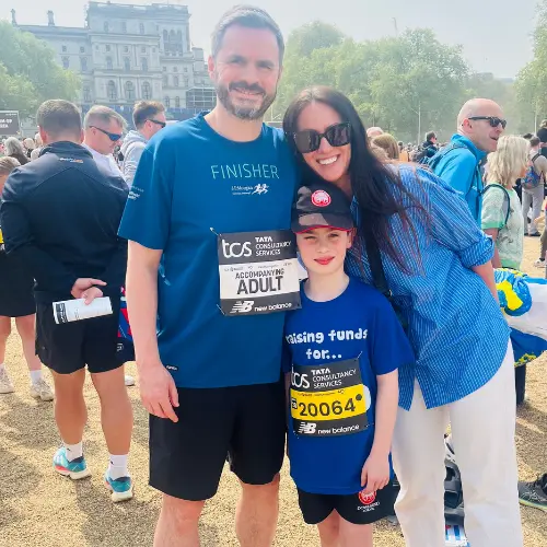 Ickle Pickles London Marathon runners raise nearly £7k